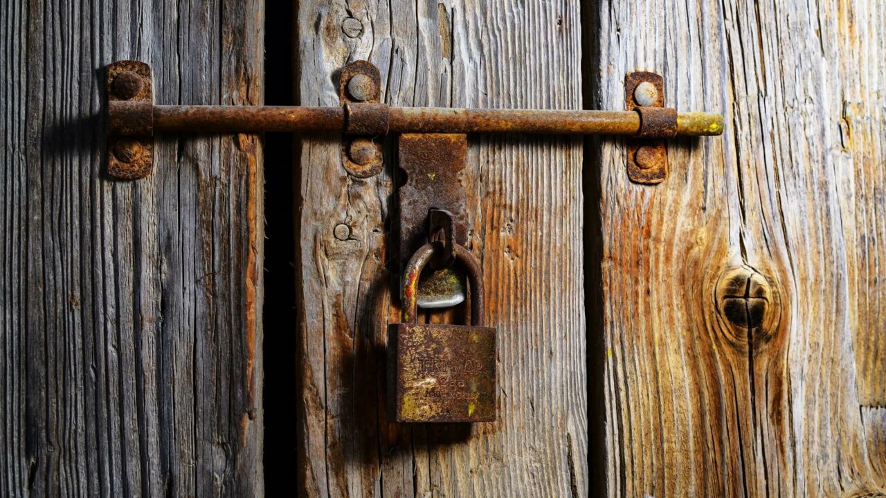 Peut-on saisir mes meubles ? Le guide pour se défendre