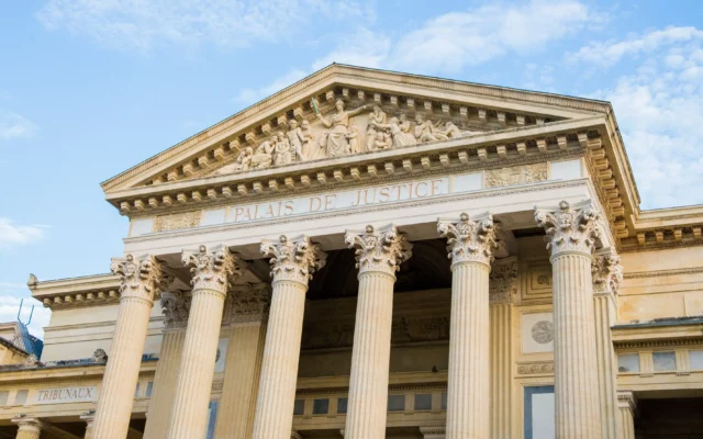 Non-respect d&rsquo;un jugement de divorce à Marseille : quand et comment saisir le Juge de l&rsquo;Exécution (JEX) ?